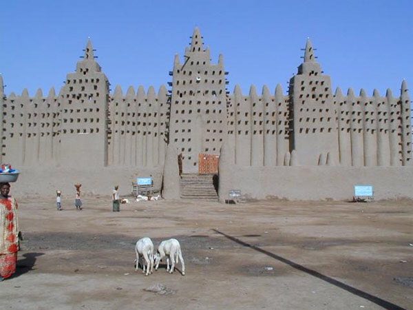 مسجد دژینه آفریقا - پایگاه اطلاع رسانی آژنگ